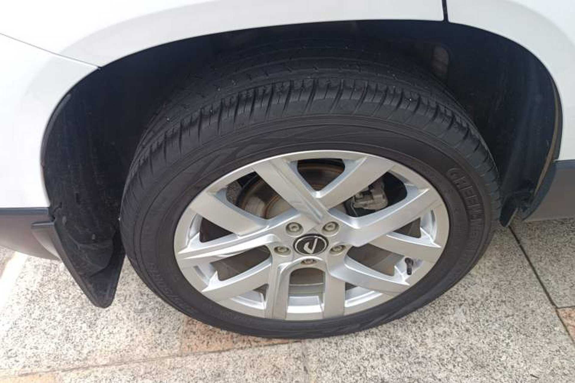 Used Jetta VS5 2023 280TSI Automatic Trend Edition Right Rear Wheel Hub