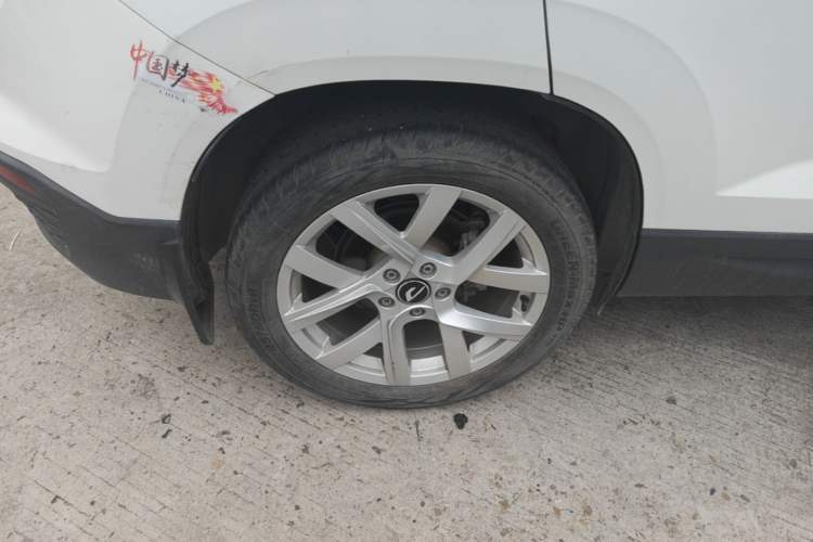 Used Jetta VS5 2023 280TSI Manual Entry-Level Model Right Rear Wheel Hub