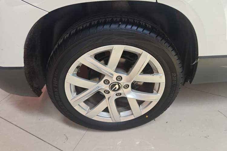 Used Jetta VS5 2023 280TSI Automatic Enjoyment Model Right Rear Wheel Hub