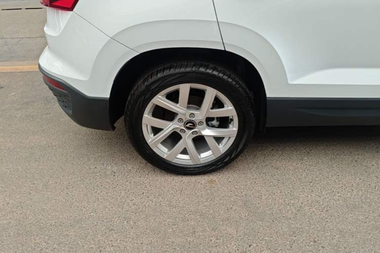 Used Jetta VS5 2023 280TSI Manual Enjoyment Version Right Rear Wheel Hub