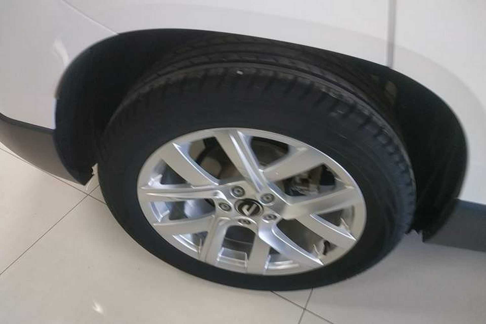 Used Jetta VS5 2023 280TSI Automatic Trend Edition Right Rear Wheel Hub