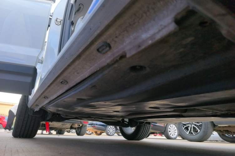 Used Jetta VS5 2023 280TSI Manual Entry-Level Model Right Side Sill