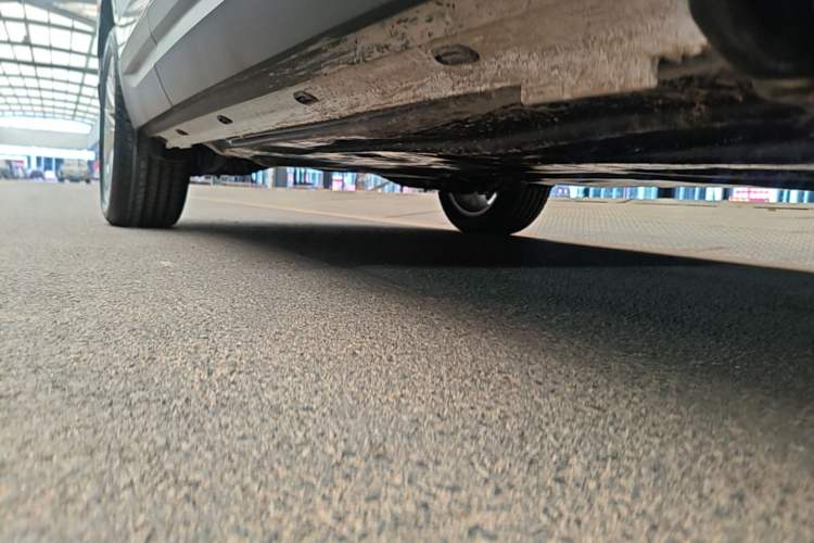 Used Jetta VS5 2023 280TSI Manual Enjoyment Version Right Side Sill