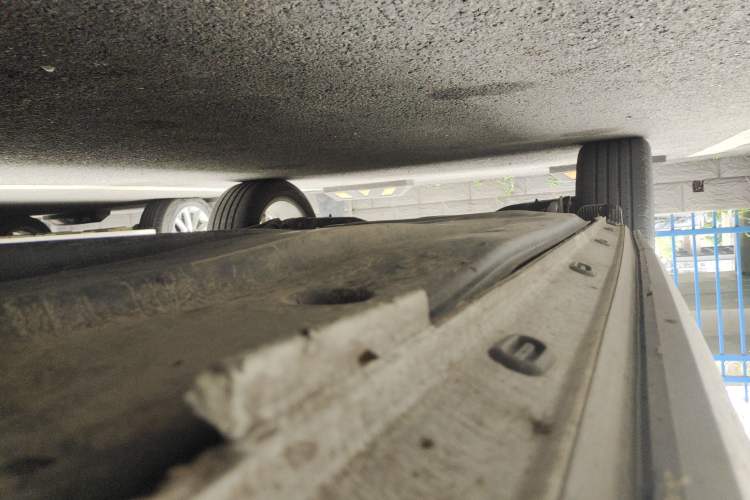 Used Jetta VS5 2023 280TSI Automatic Trend Edition Right Side Sill