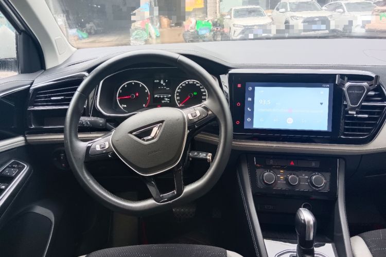Used Jetta VS5 2023 280TSI Automatic Trend Edition Steering Wheel
