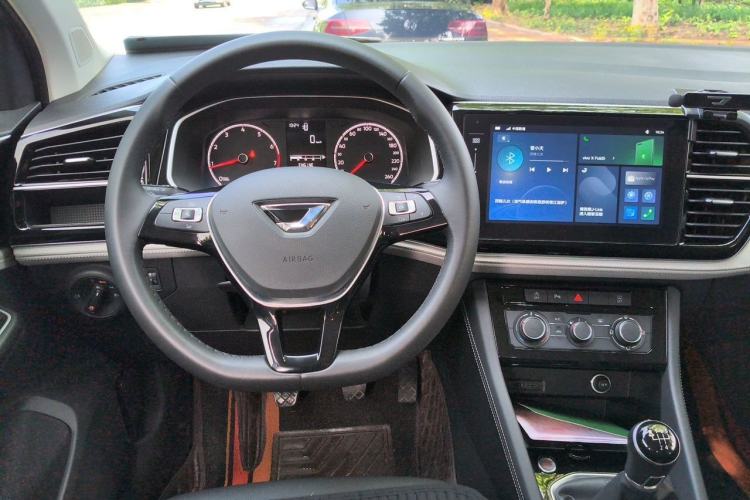 Used Jetta VS5 2023 280TSI Manual Enjoyment Version Steering Wheel