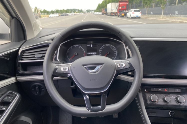 Used Jetta VS5 2023 280TSI Manual Enjoyment Version Steering Wheel
