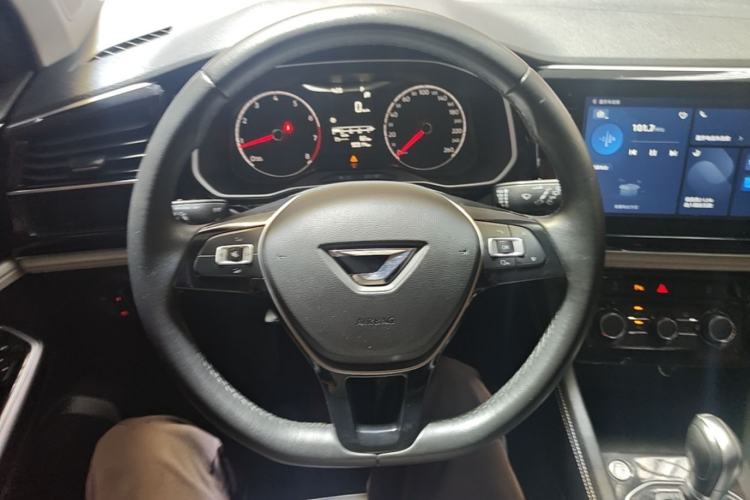Used Jetta VS5 2023 280TSI Automatic Enjoyment Model Steering Wheel