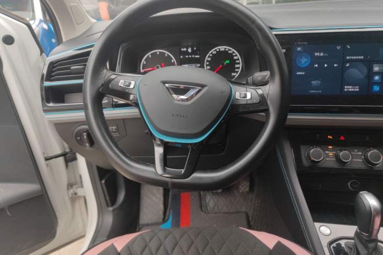 Used Jetta VS5 2023 280TSI Automatic High-Gloss Enjoyment Model Steering Wheel
