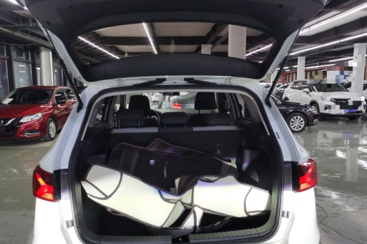 Used Jetta VS5 2023 280TSI Automatic Trend Edition Trunk