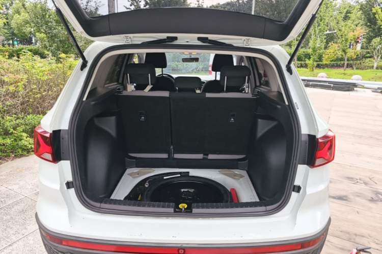 Used Jetta VS5 2023 280TSI Manual Entry-Level Model Trunk