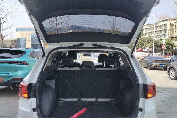 Used Jetta VS5 2023 280TSI Automatic Trend Edition Trunk