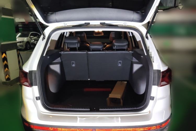 Used Jetta VS5 2023 280TSI Automatic Trend Edition Trunk