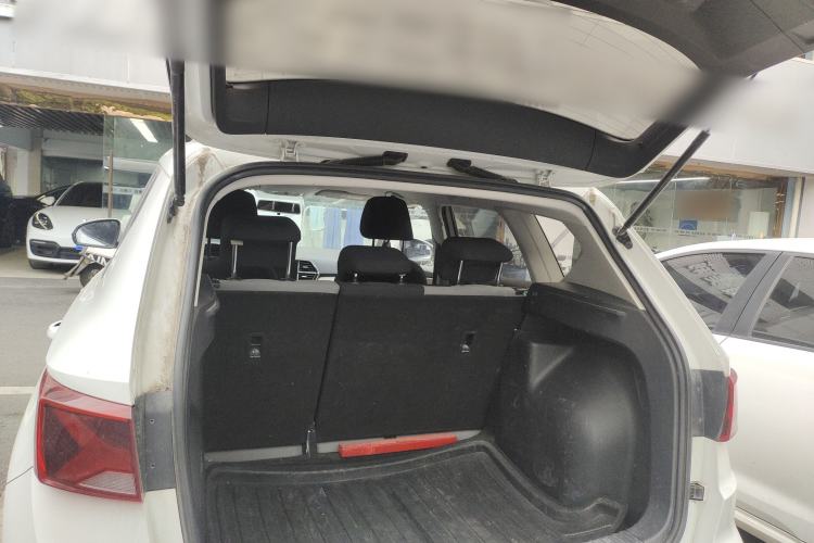 Used Jetta VS5 2023 280TSI Automatic Trend Edition Trunk