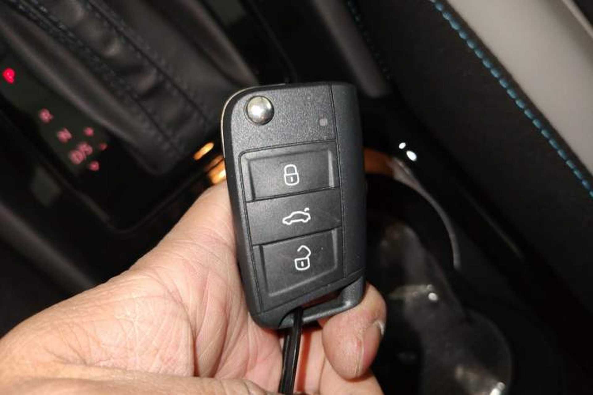 Used Jetta VS5 2023 280TSI Automatic High-Gloss Enjoyment Model Vehicle Key