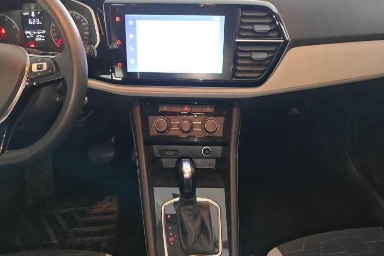 Used Jetta VS5 2024 280TSI Automatic Pioneer Edition Audio And AC Panel