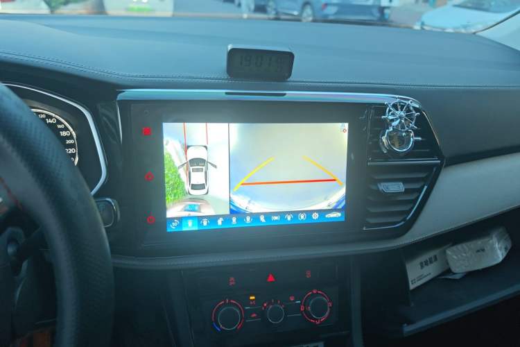 Used Jetta VS5 2024 280TSI Automatic Pioneer Edition Audio And AC Panel