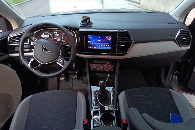 Used Jetta VS5 2024 280TSI Manual Pioneer Edition Center Console