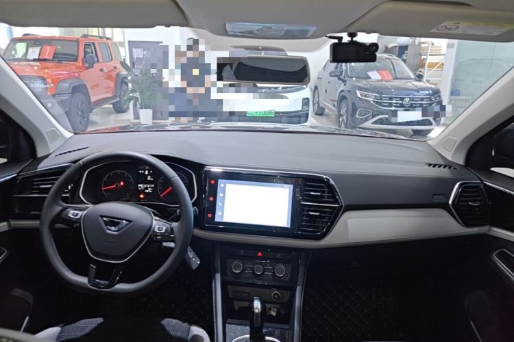 Used Jetta VS5 2024 Model, 5th Anniversary Edition Center Console