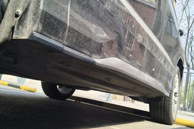 Used Jetta VS5 2024 280TSI Manual Pioneer Edition Chassis Front Left