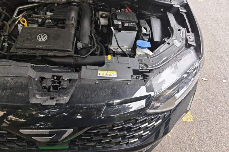 Used Jetta VS5 2024 280TSI Manual Pioneer Edition Engine Bay Left
