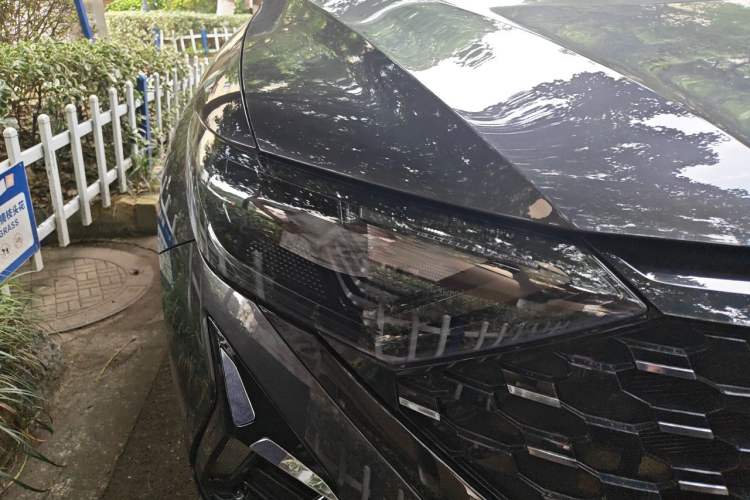 Used Jetta VS5 2024 280TSI Manual Pioneer Edition Exterior 3