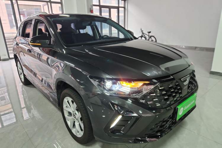 Used Jetta VS5 2024 280TSI Automatic Pioneer Edition Front Right 45 Deg