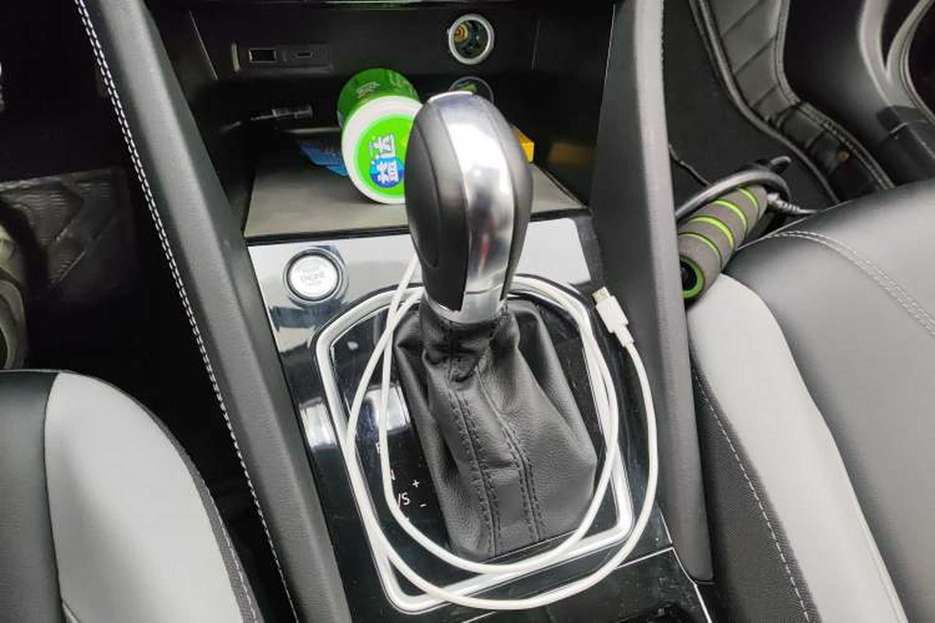 Used Jetta VS5 2024 280TSI Automatic Enjoyment Edition Gear Lever