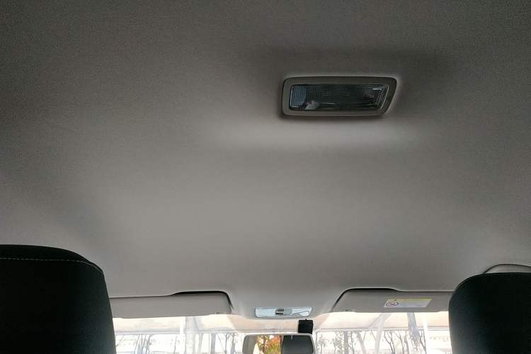 Used Jetta VS5 2024 280TSI Automatic Pioneer Edition Headliner