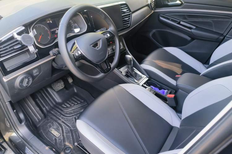 Used Jetta VS5 2024 280TSI Automatic Enjoyment Edition Interior 2