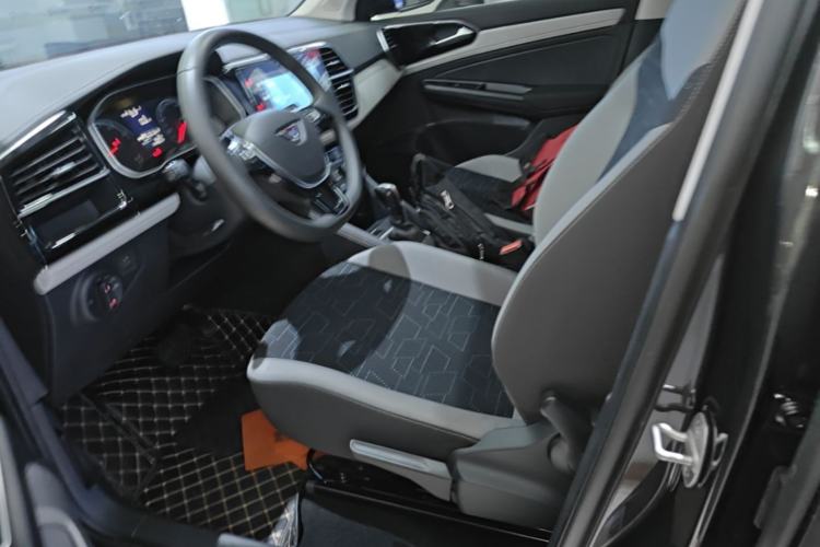 Used Jetta VS5 2024 Model, 5th Anniversary Edition Left Front Seat