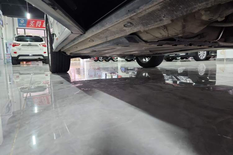 Used Jetta VS5 2024 280TSI Automatic Pioneer Edition Left Side Sill