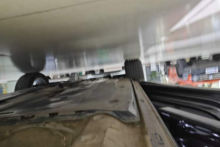 Used Jetta VS5 2024 Model, 5th Anniversary Edition Left Side Sill