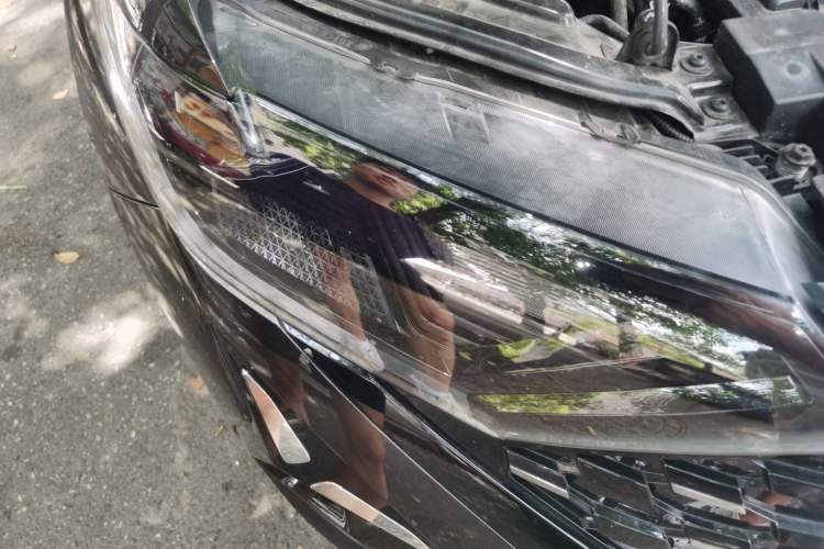 Used Jetta VS5 2024 280TSI Automatic Pioneer Edition Right Front Headlight