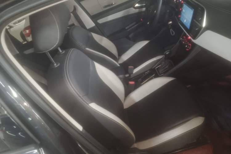 Used Jetta VS5 2024 280TSI Automatic Pioneer Edition Right Front Seat
