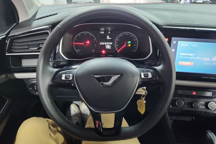 Used Jetta VS5 2024 280TSI Automatic Pioneer Edition Steering Wheel
