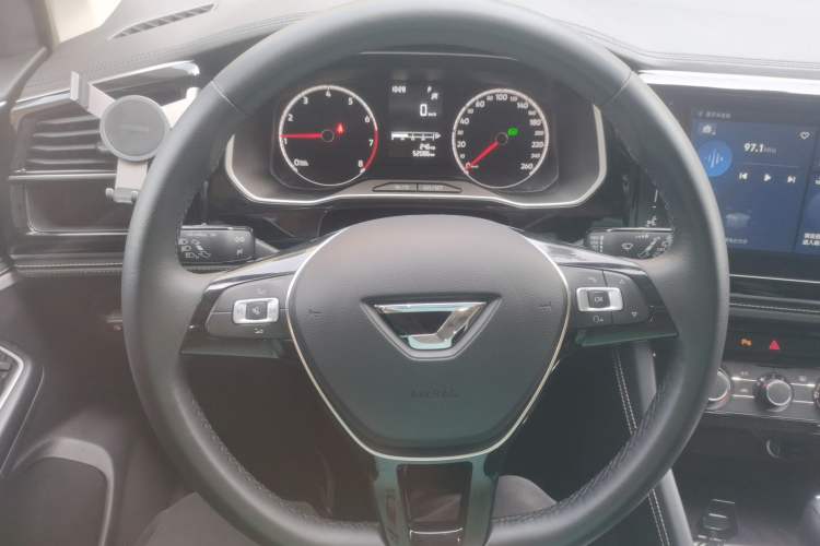 Used Jetta VS5 2024 280TSI Automatic Enjoyment Edition Steering Wheel