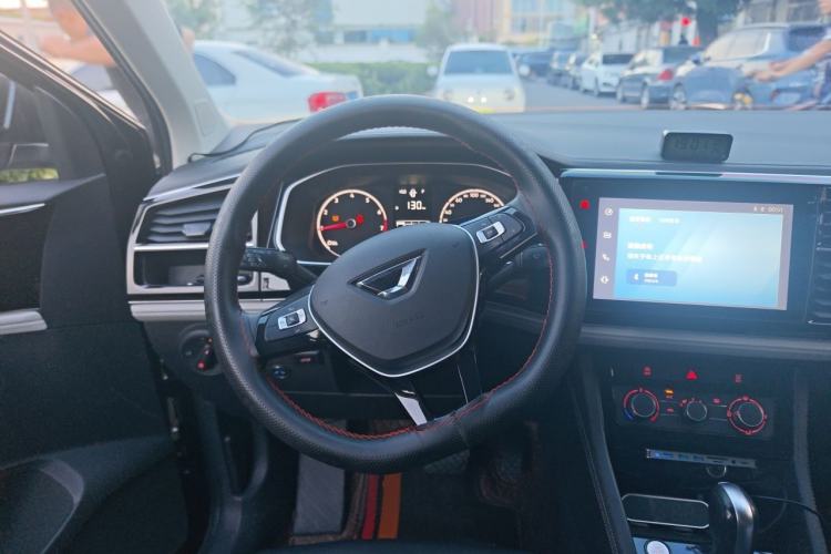 Used Jetta VS5 2024 280TSI Automatic Pioneer Edition Steering Wheel
