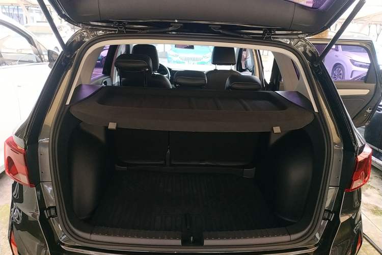 Used Jetta VS5 2024 280TSI Automatic Pioneer Edition Trunk