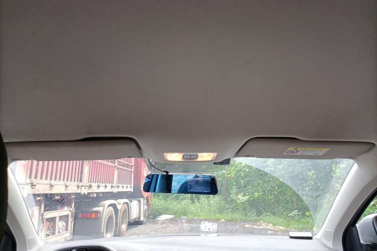 Used Jetta VS5 2024 280TSI Automatic Pioneer Edition Headliner