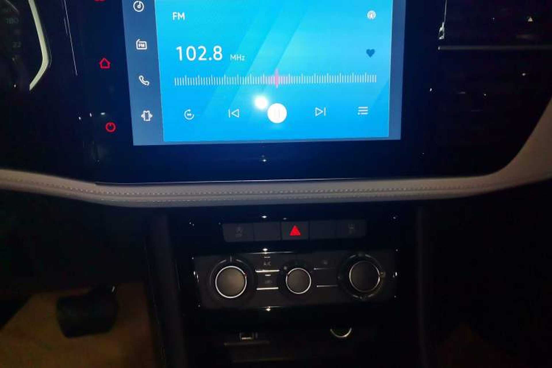 Used Jetta VS5 2024 280TSI Automatic Pioneer Edition Audio And AC Panel