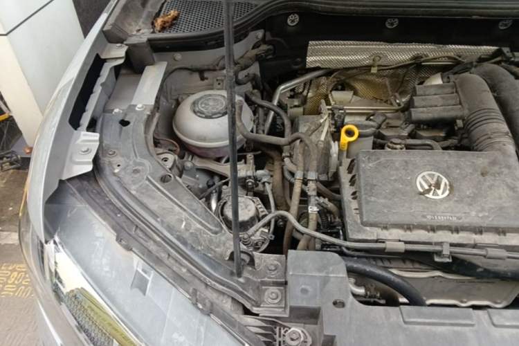 Used Jetta VS5 2024 280TSI Automatic Flagship High-Gloss Edition Engine Bay Right