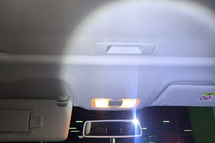 Used Jetta VS5 2024 280TSI Automatic Enjoyment Edition Headliner