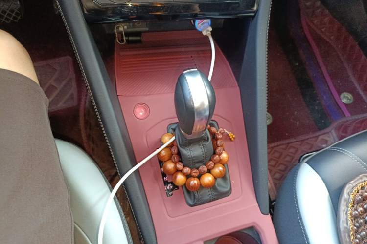 Used Jetta VS5 2024 280TSI Automatic Enjoyment Edition Gear Lever