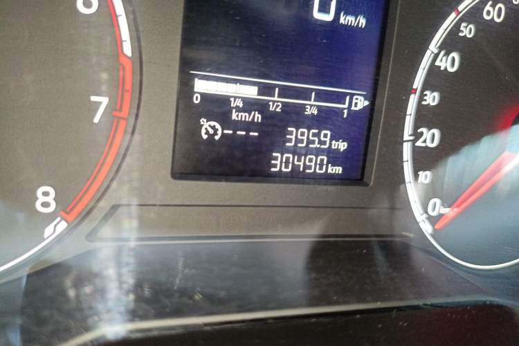 Used Jetta VS5 2024 280TSI Automatic Enjoyment Edition Odometer Close Up