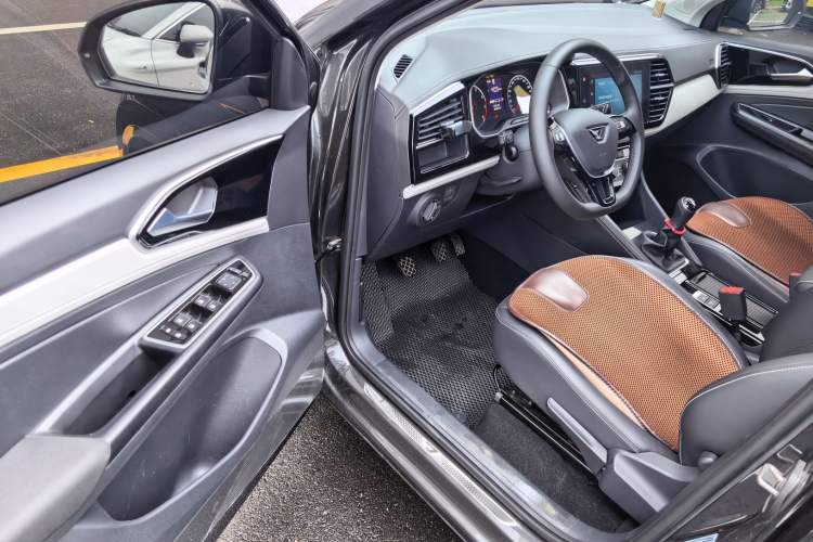 Used Jetta VS5 2024 280TSI Manual Pioneer Edition Driver Seat