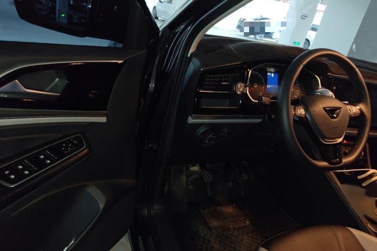 Used Jetta VS5 2024 280TSI Manual Enjoyment Edition Interior 3