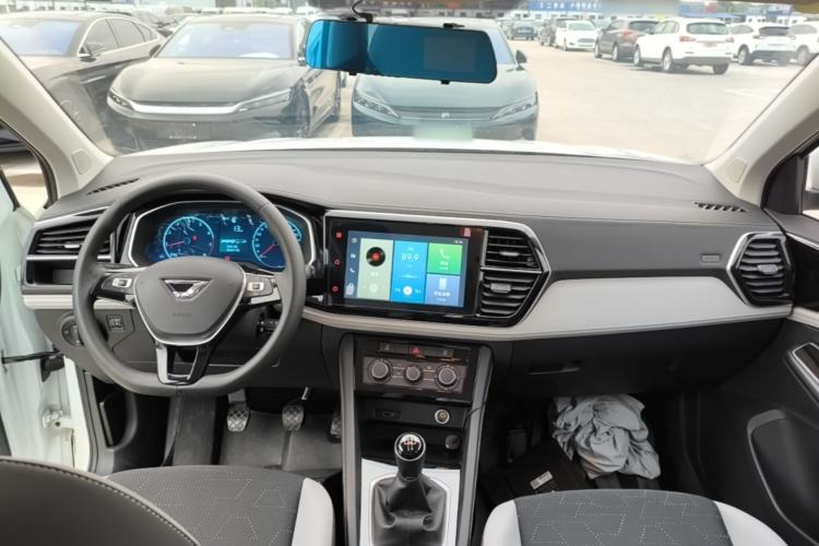 Used Jetta VS5 2024 5th Anniversary Edition 280TSI Manual Pioneer Version Center Console