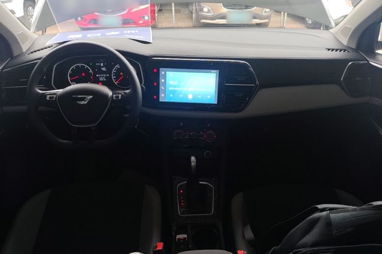 Used Jetta VS5 2024 Model, 5th Anniversary Edition Center Console