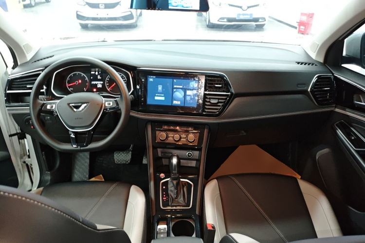 Used Jetta VS5 2024 280TSI Automatic Enjoyment Edition Center Console